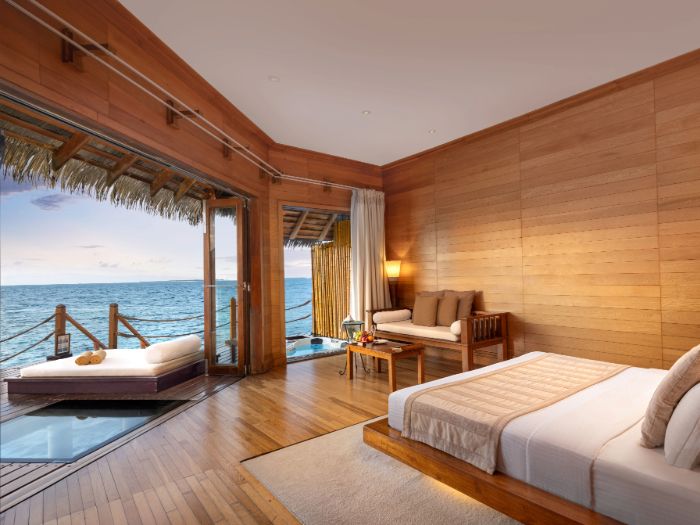 Adaaran Prestige Water Villas resort