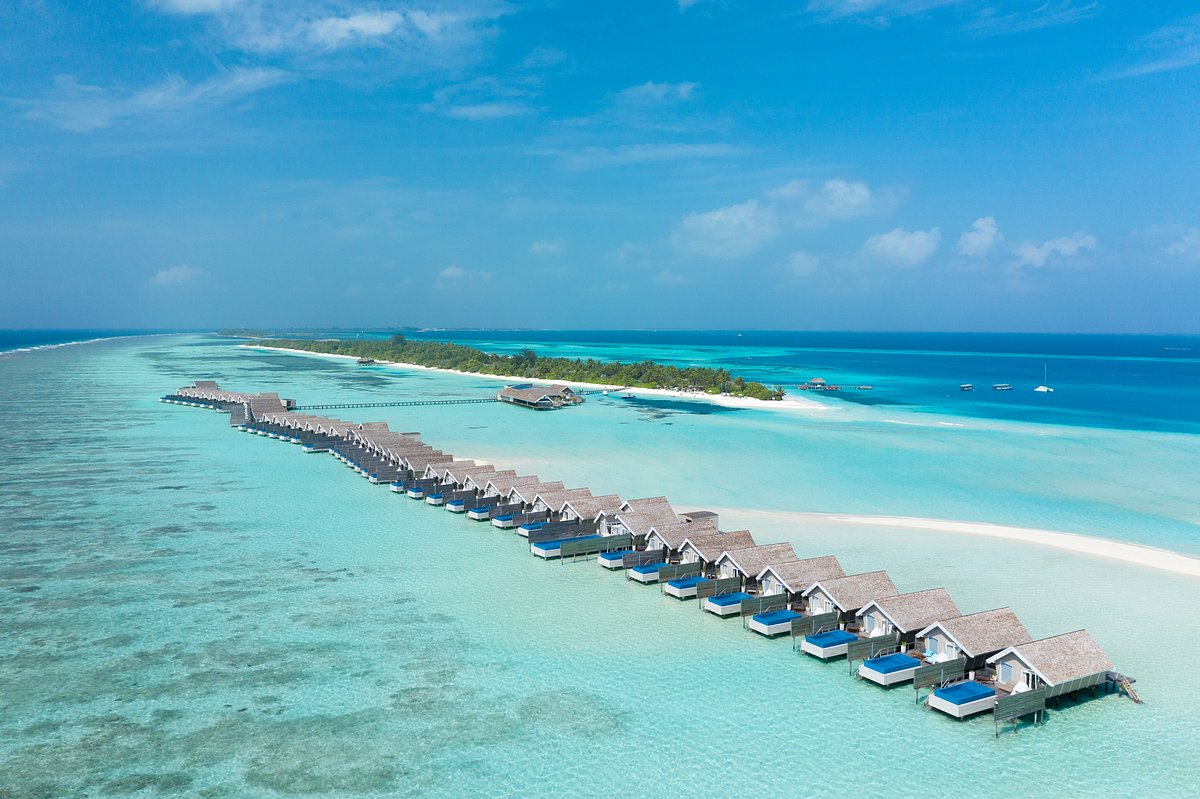 LUX* South Ari Atoll resort